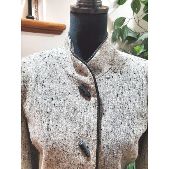 Vintage Karen Nicole Gray Wool Single Breasted Long Sleeve Casual Blazer Size 12 - Picture 2 of 13